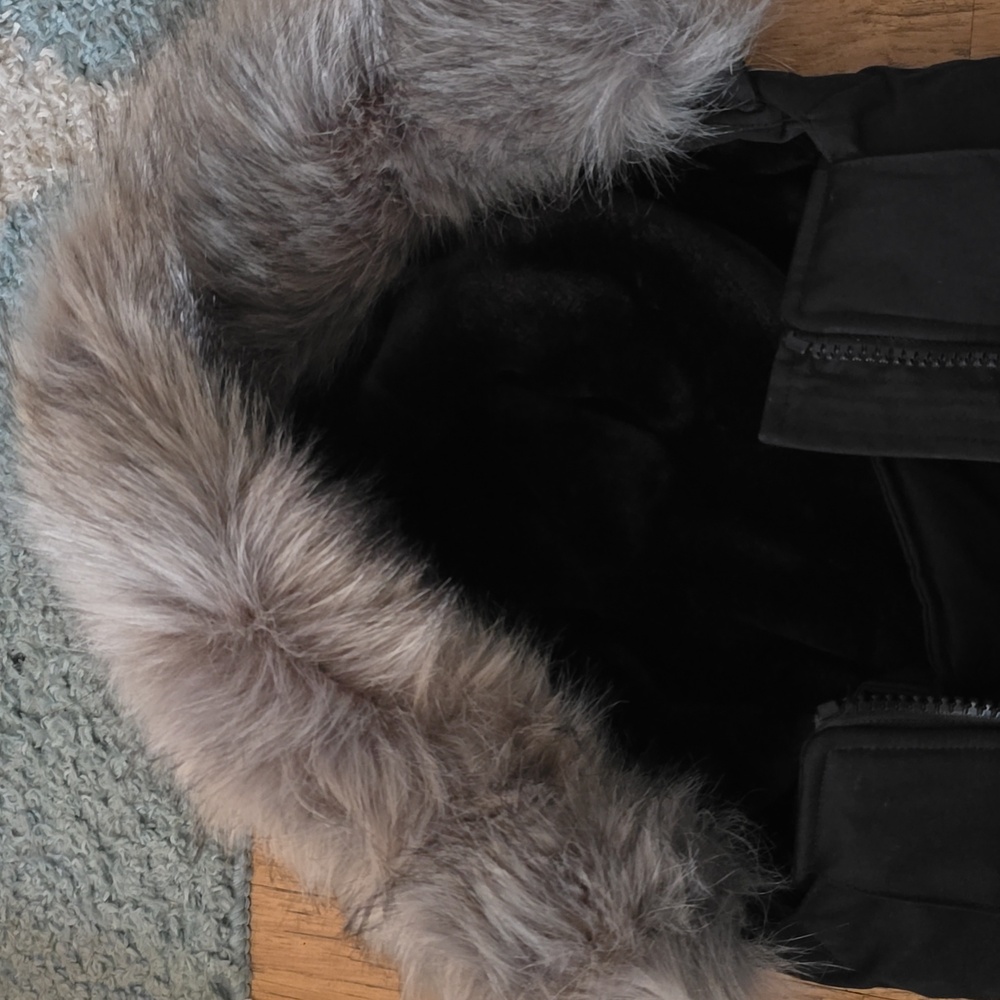 Toboggan Winter Jacket - Picture 3 of 5